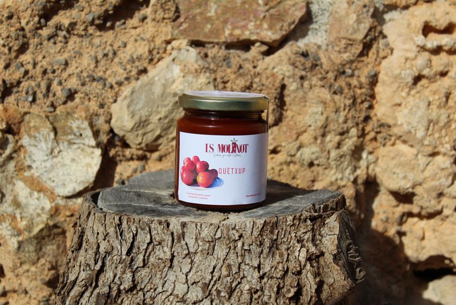 Jar of Ketchup by Es Molinot
